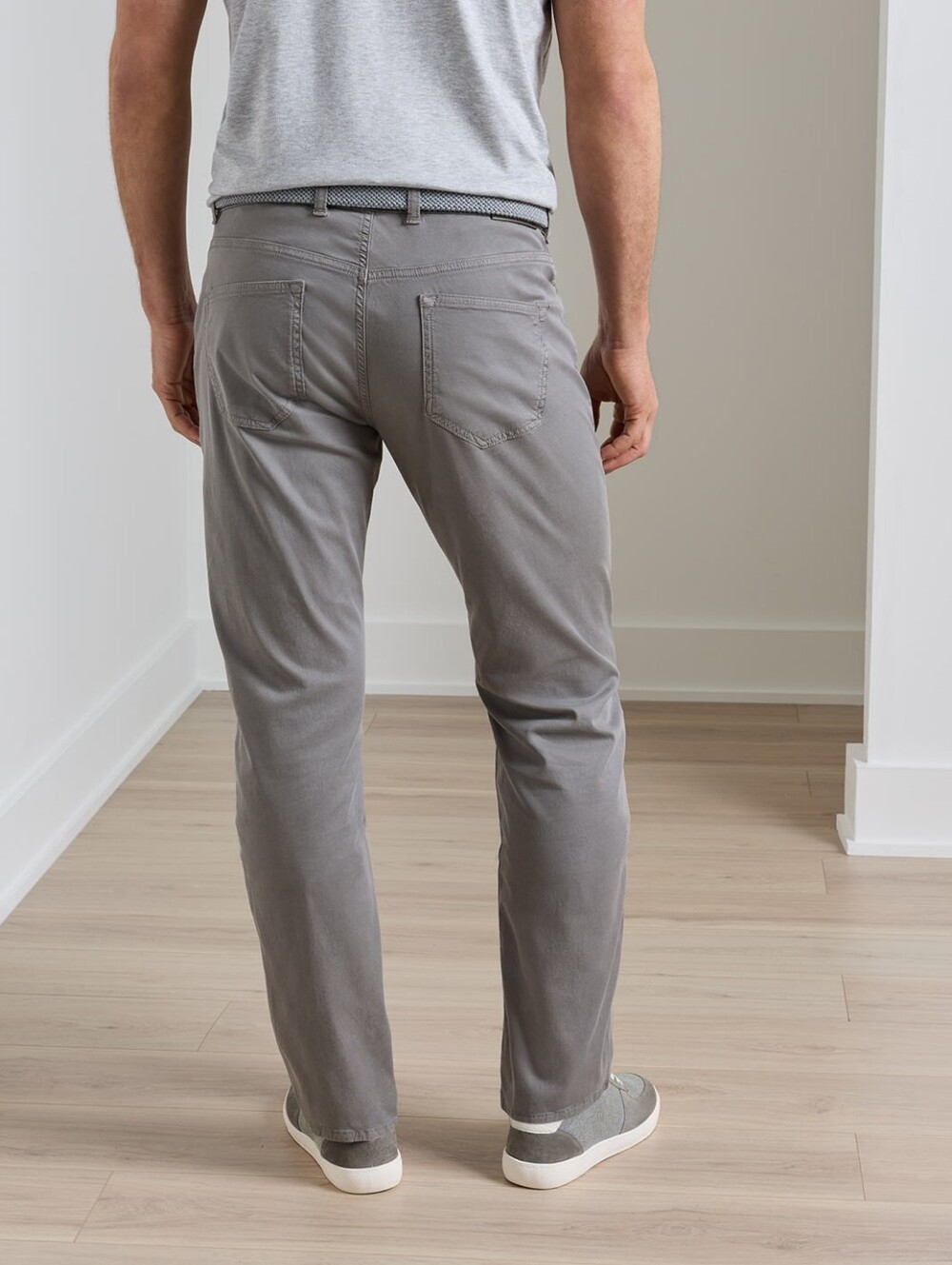 Peter Millar Men's Crown Crafted Wayfare Five Pocket Jeans Size 34